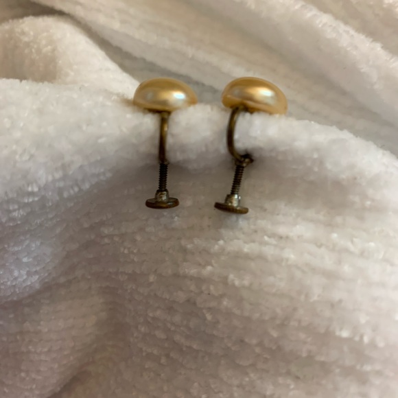Vintage screw back earrings - Picture 5 of 5